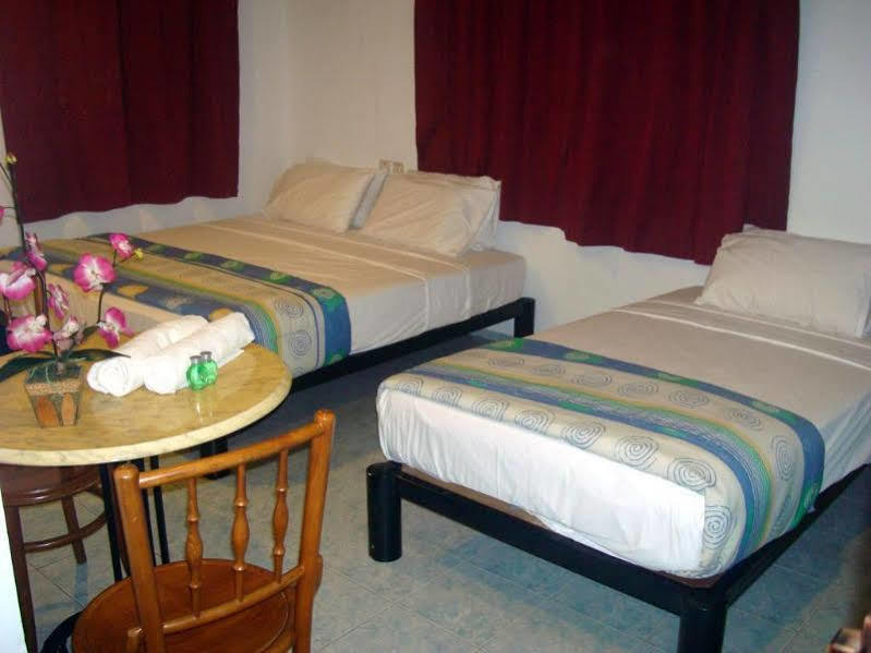 Abell Residence Kuching Ngoại thất bức ảnh