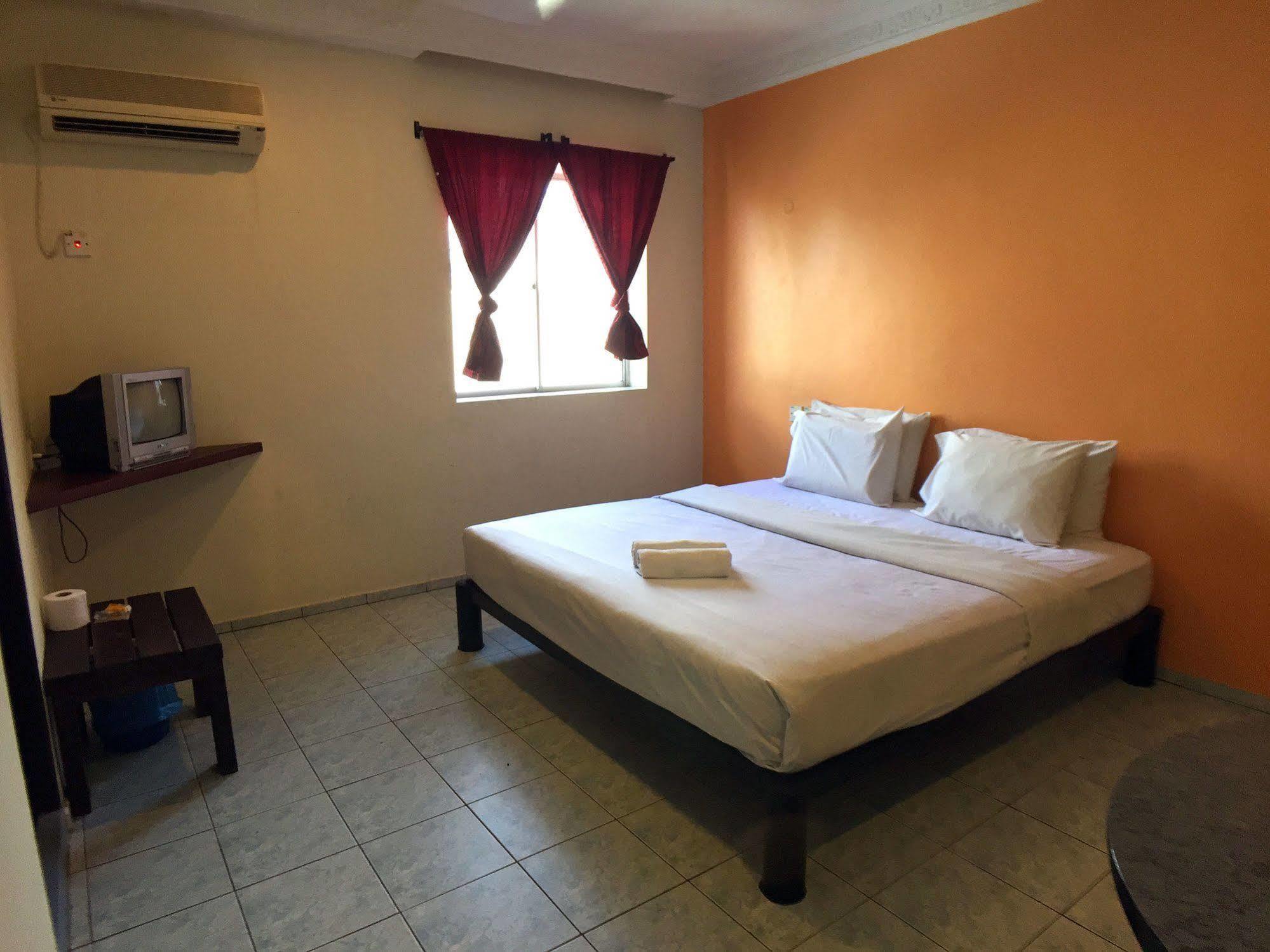 Abell Residence Kuching Ngoại thất bức ảnh