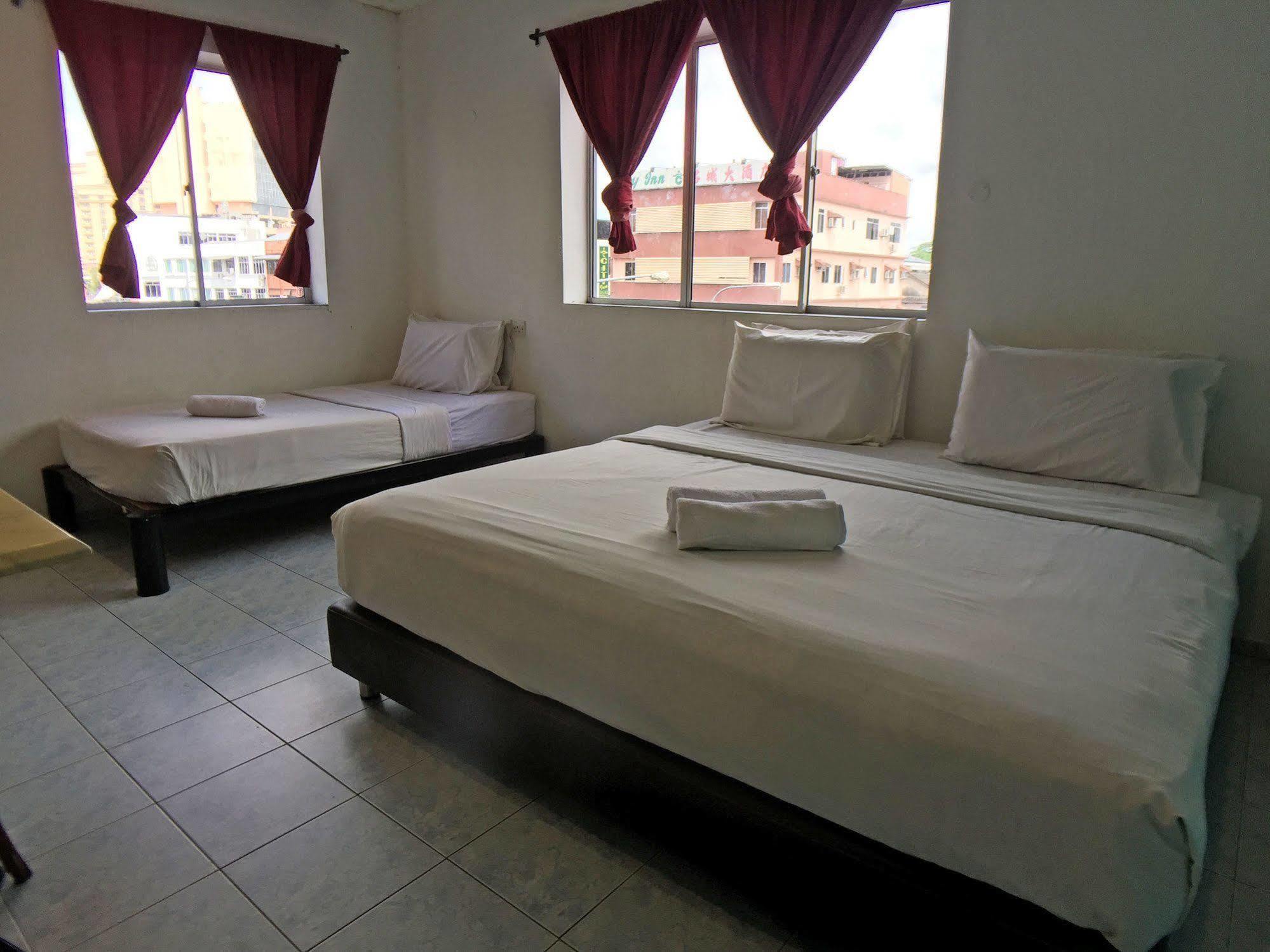 Abell Residence Kuching Ngoại thất bức ảnh